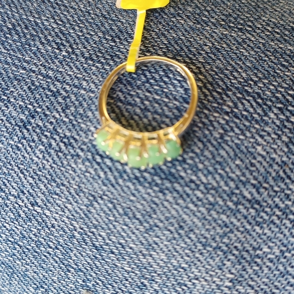 Australian Chrysoprase ring - Picture 6 of 11